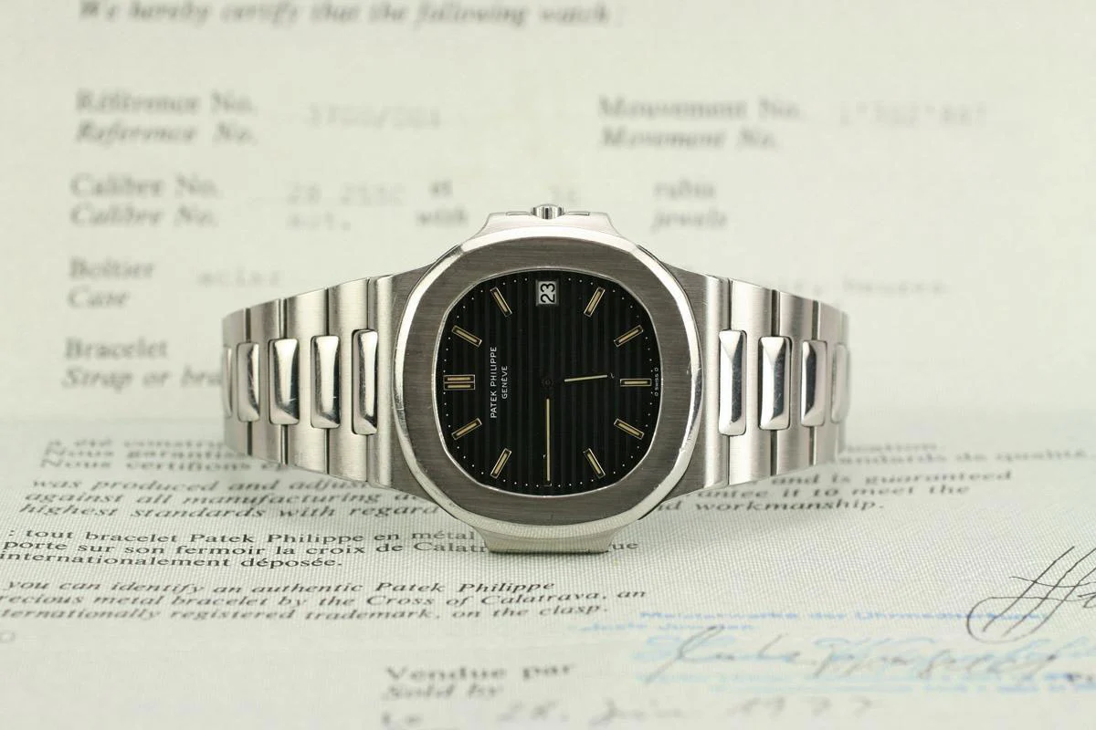 Patek-Nautilus-3700-steel 1976